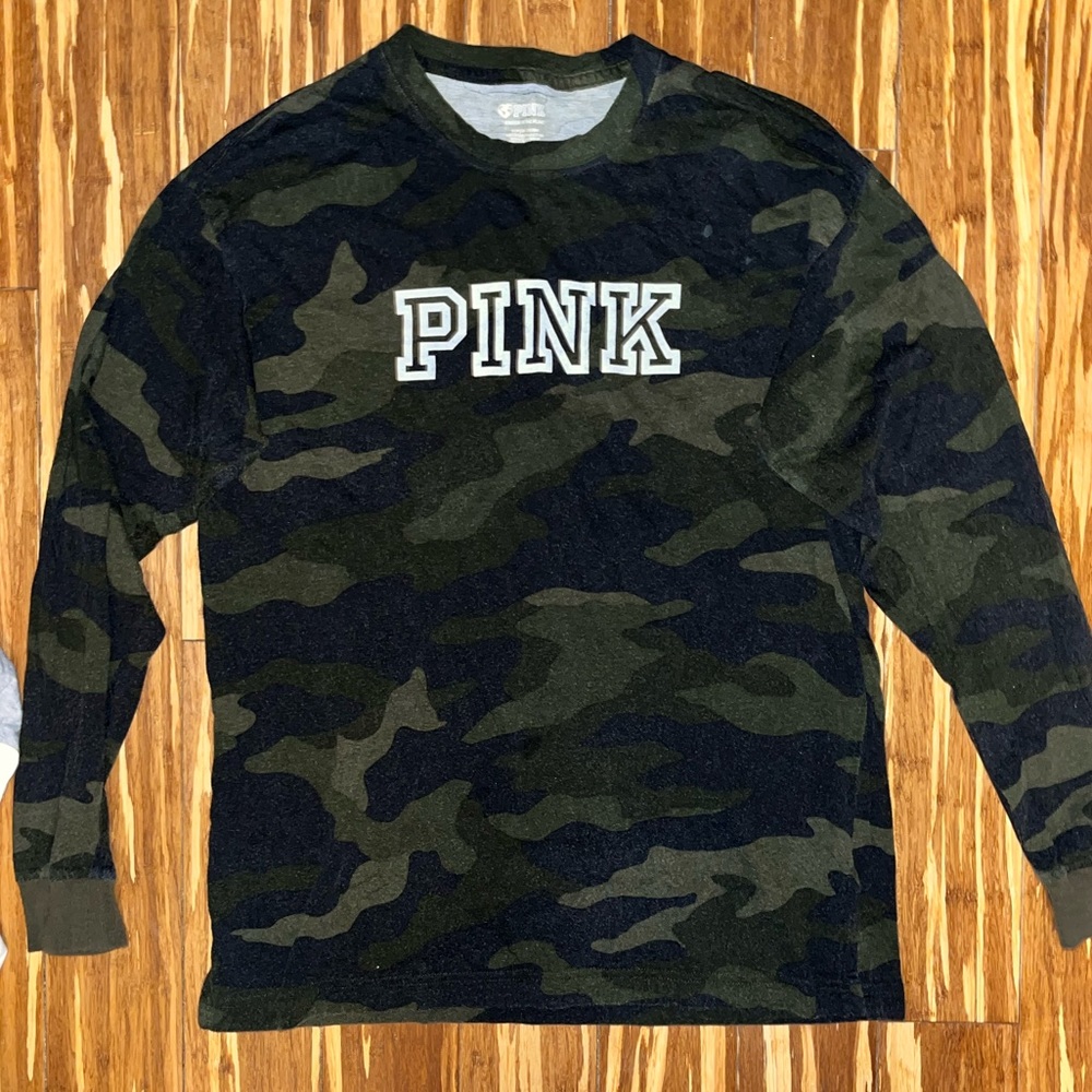 Camo top